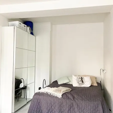 Διαμέρισμα 2ndhomes Bright & Spacious Next To Tram Lines In Meilahti *